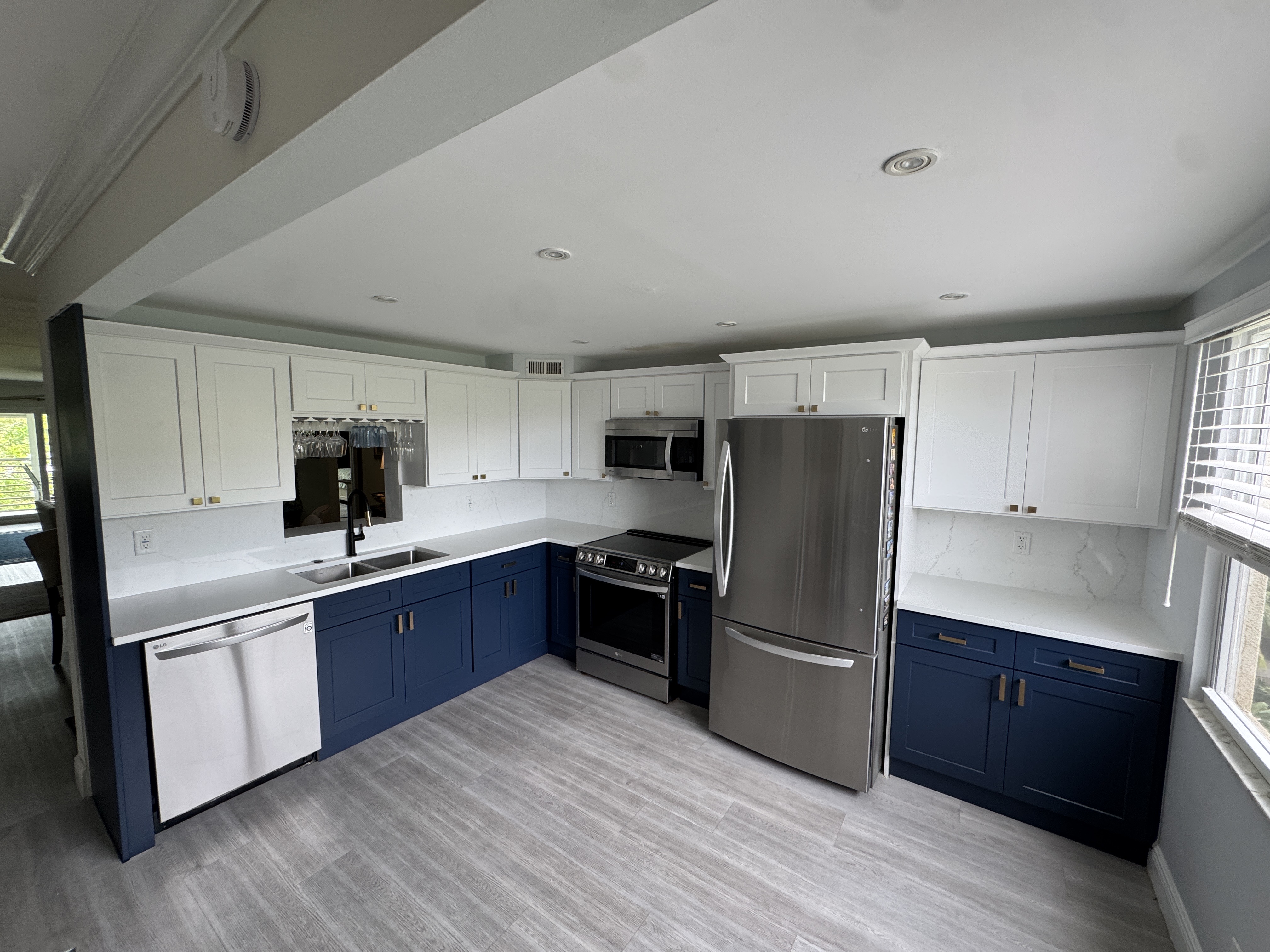 Florico Kitchen Cabinets & Design kitchen