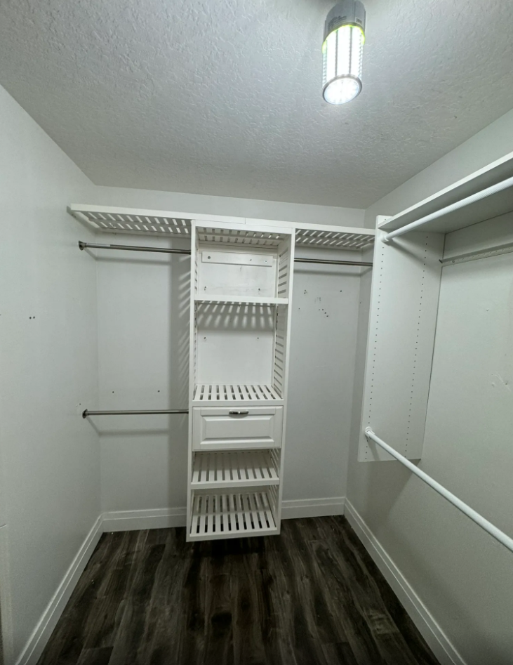 Custom closet